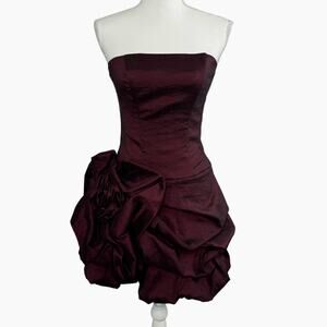 Vintage‎ Y2K Cache Strapless Bubble Hem Mini Dress Women 8 Burgundy Satin NEW